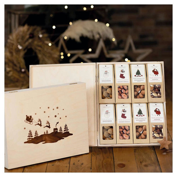 8 Premium Snacks in der Birkenholzbox - Weihnachts-Edition