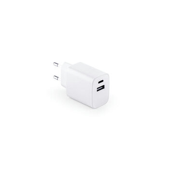 WEGENER. Ladegerät mit USB-A Anschluss 18W und USB-C 20W in Recyceltes ABS (100% rABS)